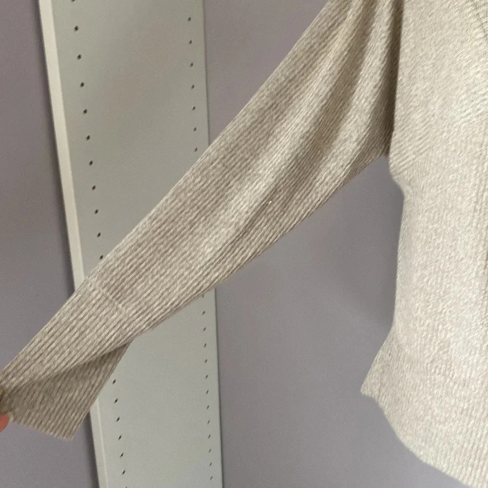 Stella & Dot double v sweater size small - Picture 5 of 13